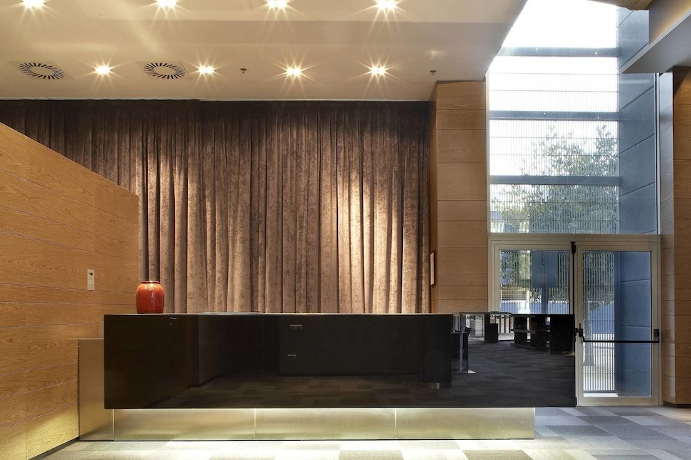 Ac Hotel Som By Marriott 2