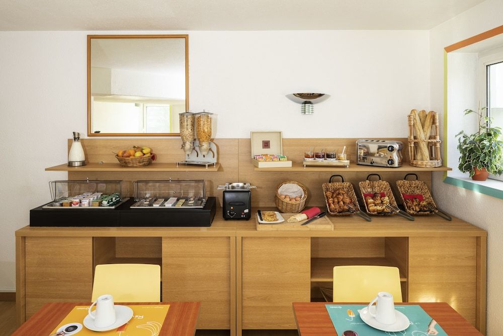 Adagio Access Defense Charras 3 estrellas en Courbevoie