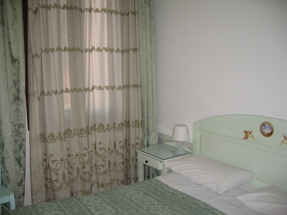 Adua Hotel 2