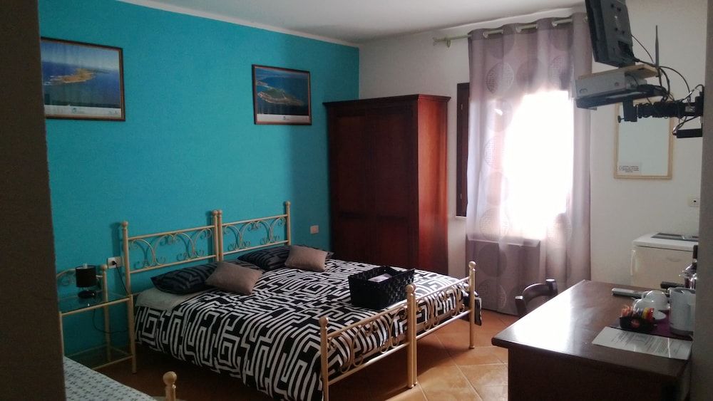 Affittacamere Le Statue Del Sinis -1 estrelas em Càbras