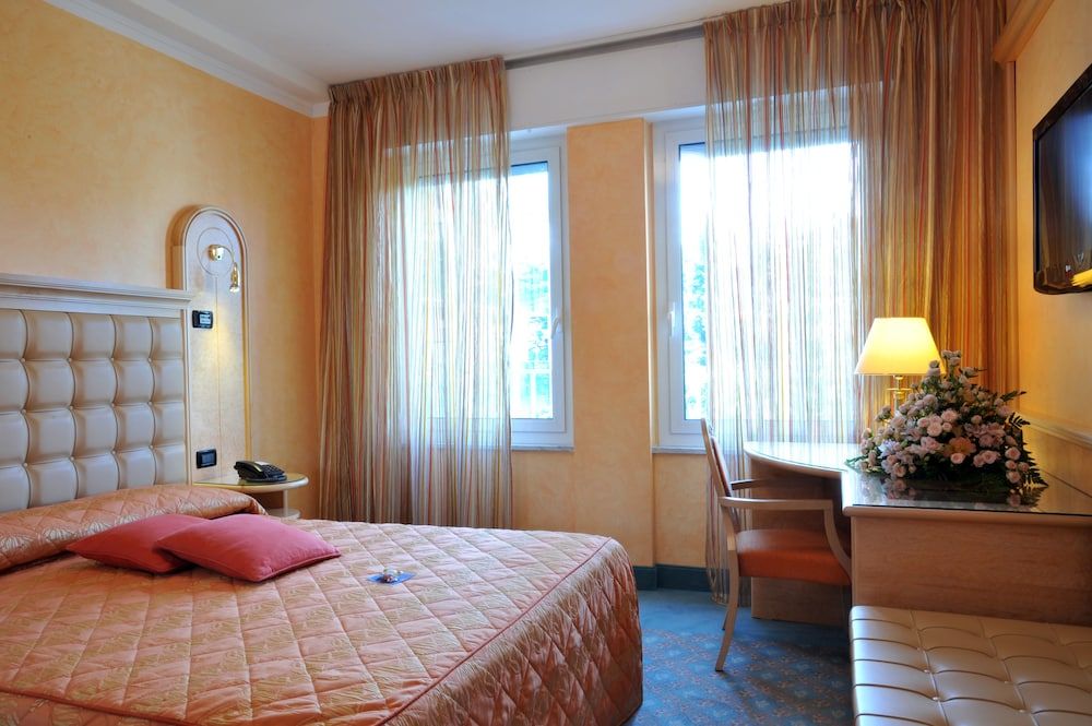 Agorà Palace Hotel 4 étoiles à Biella