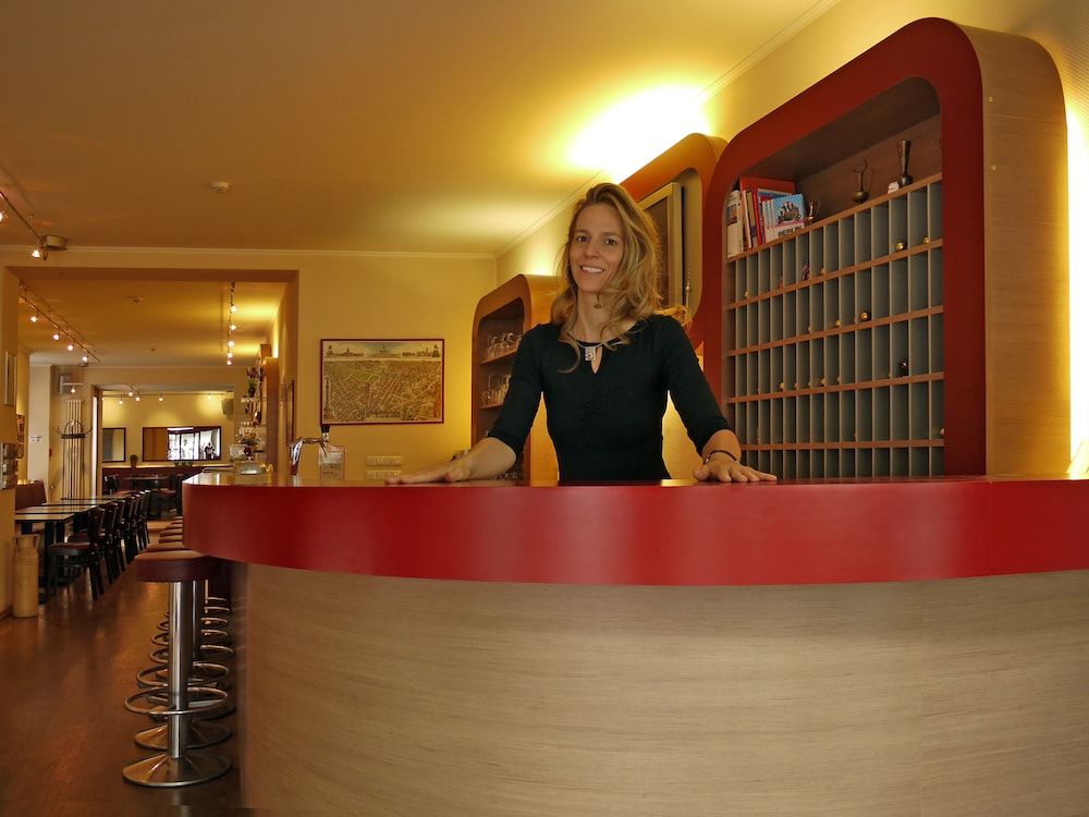 Air in Berlin Hotel 2