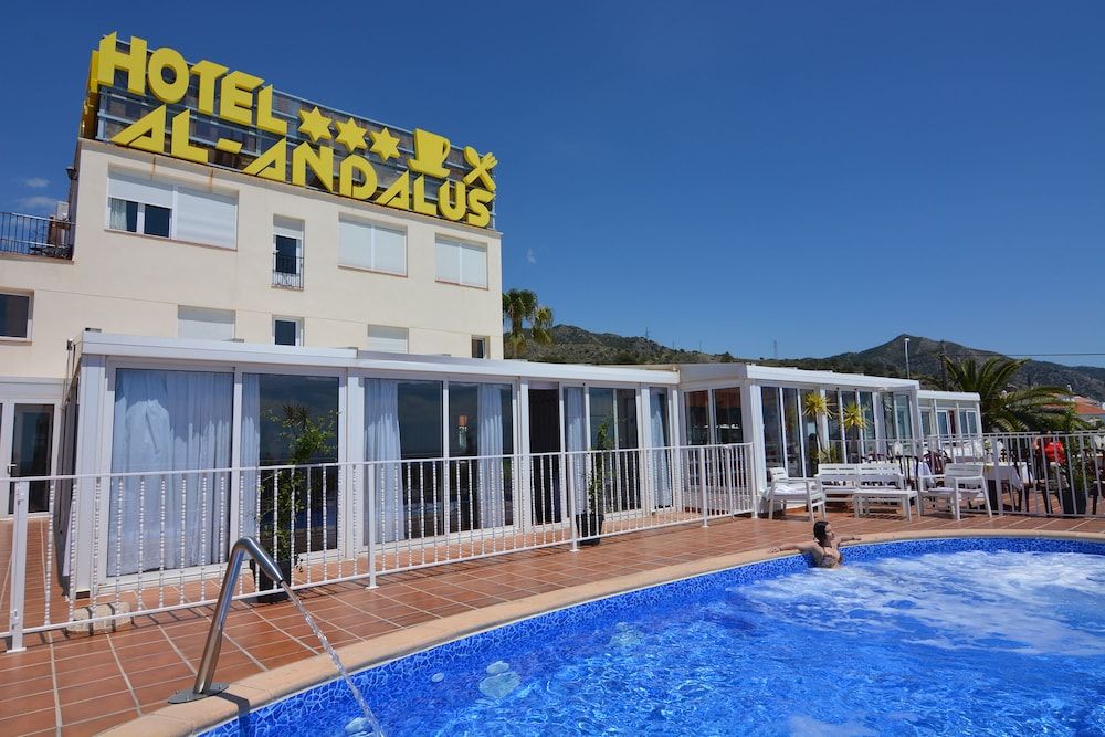 Al Andalus Nerja 3 estrelas em Nerja