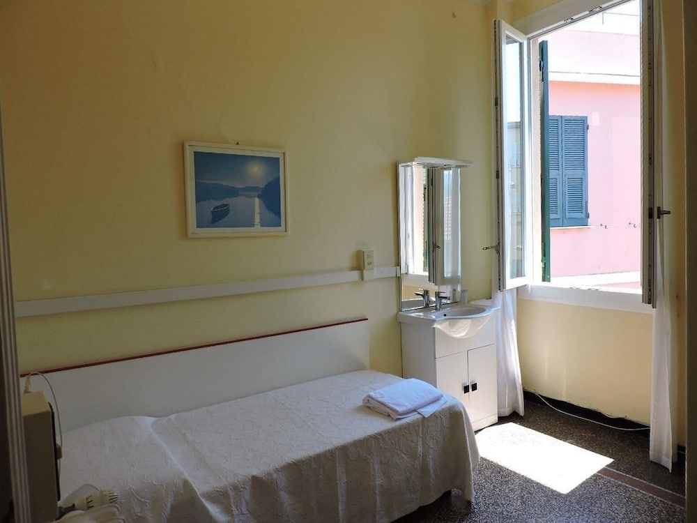 Albergo La Vela 3 Albergo La Vela 3