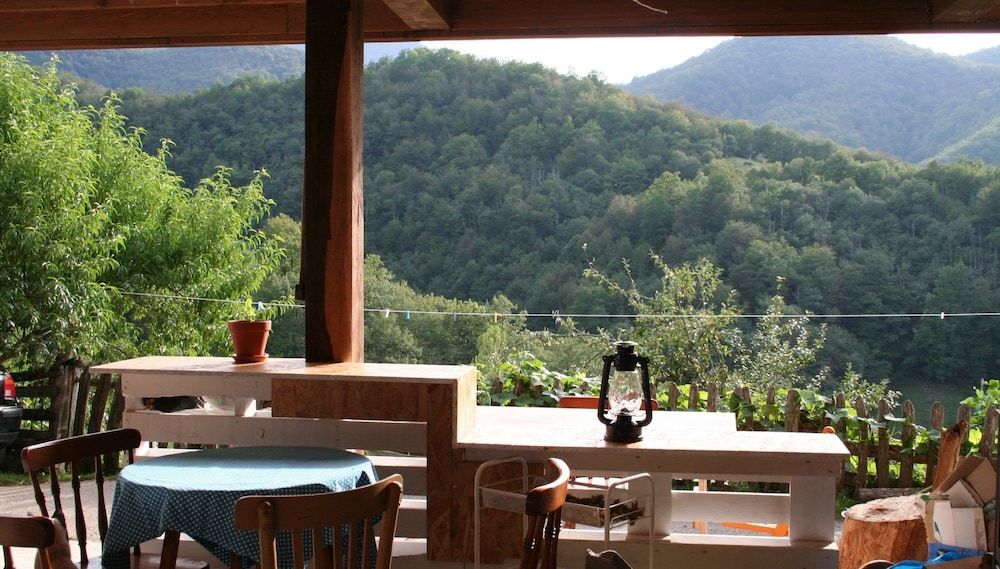 Albergue Les Xendes. Parque de Redes 1 Albergue Les Xendes. Parque de Redes 1