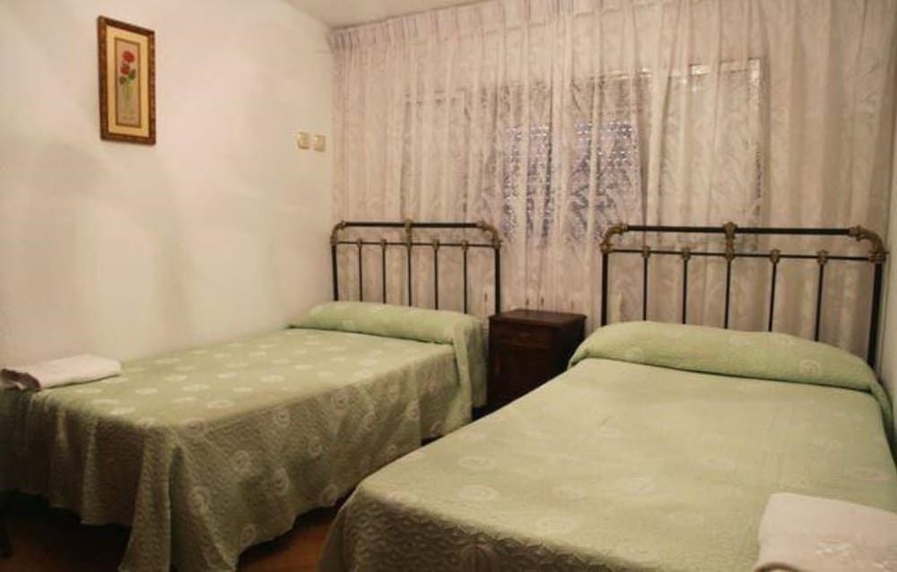 Albergue Turistico Torre de Sabre 3