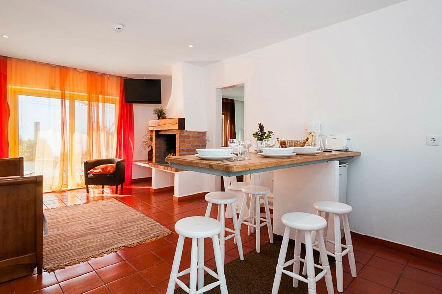 Aldeamento Turistico Do Camarido 3