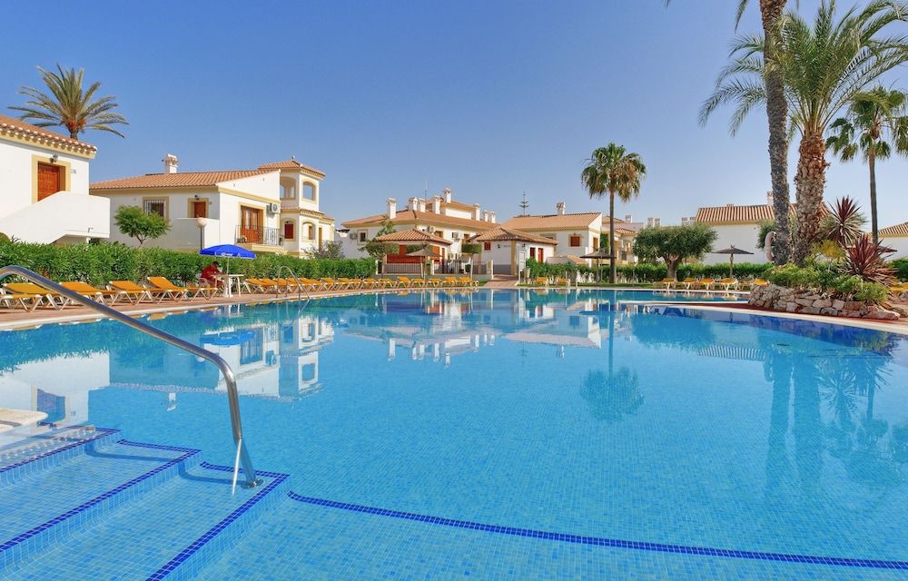 Infiniti Beach Resort 1