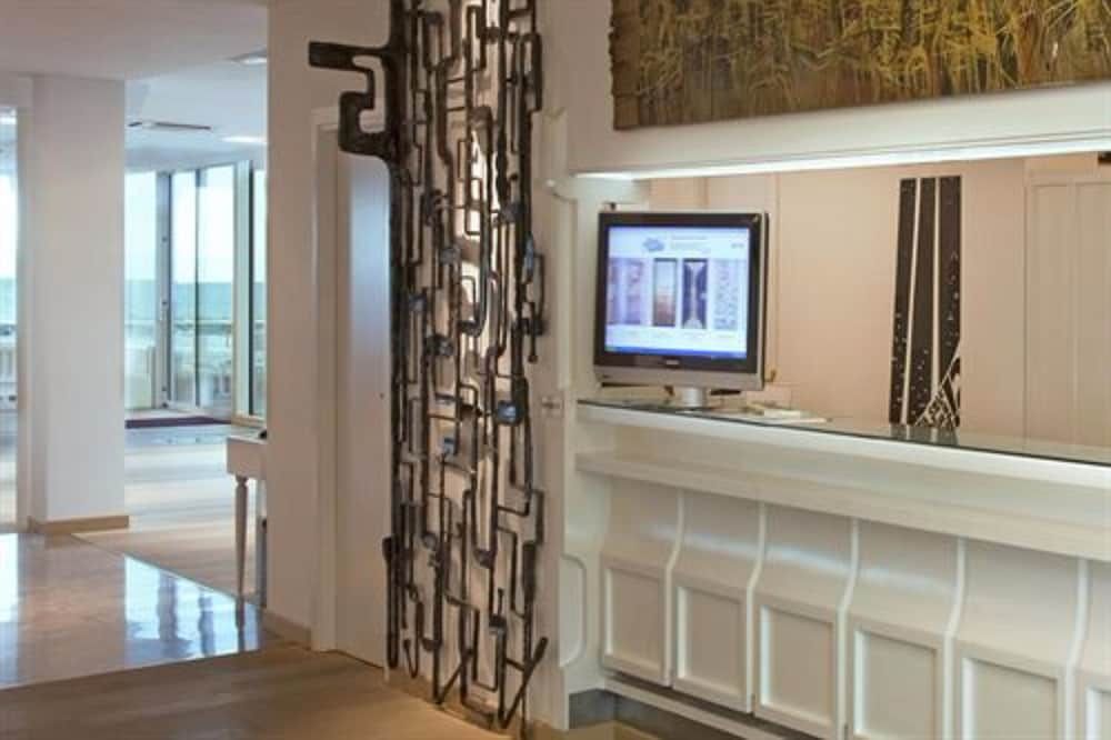 Alexander Museum Palace Hotel 2 Alexander Museum Palace Hotel 2