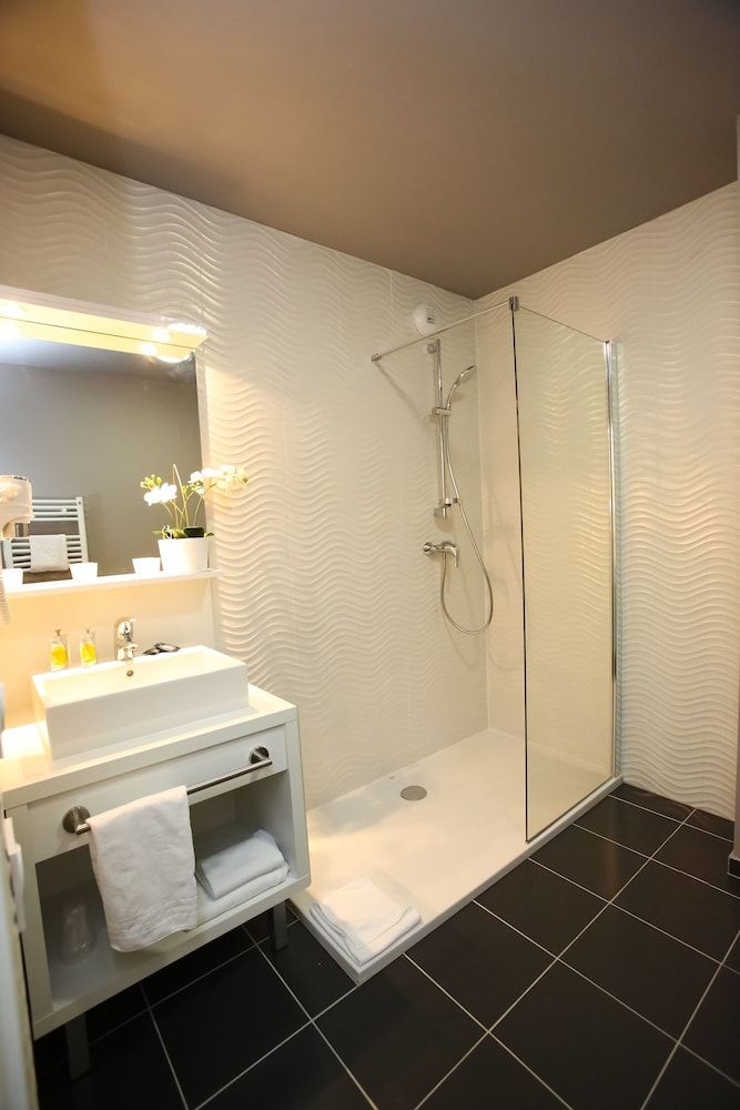 All Suites Orly-Rungis - Aéroport 2