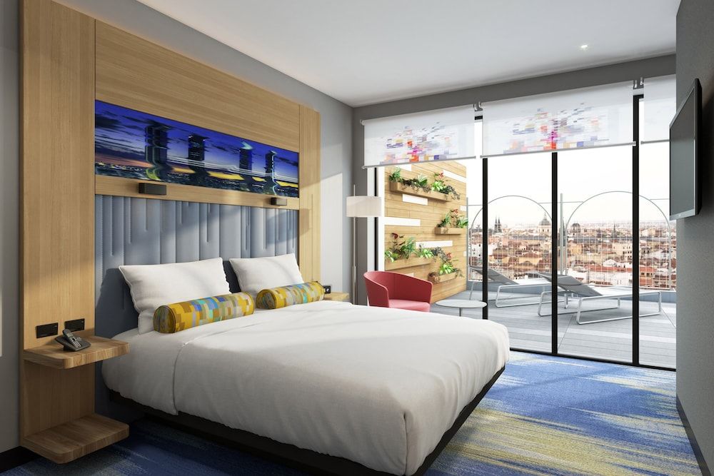 Aloft Madrid Gran Via 3