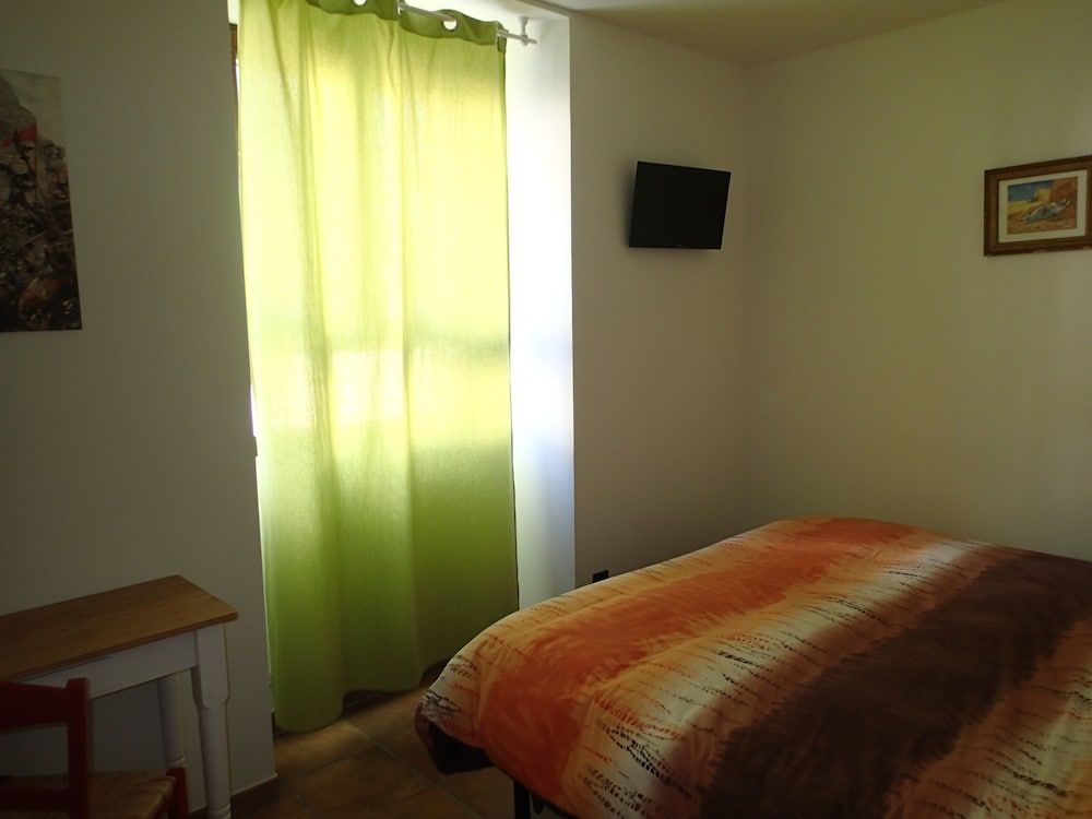 Altikarra II 2 Altikarra II 2