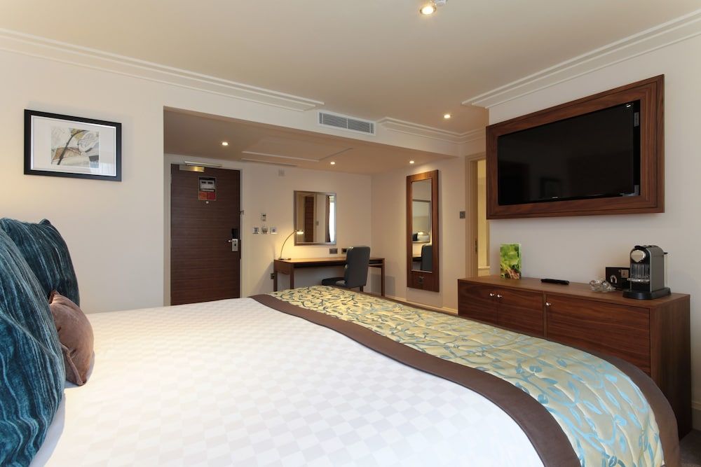 Amba Hotel Marble Arch 3