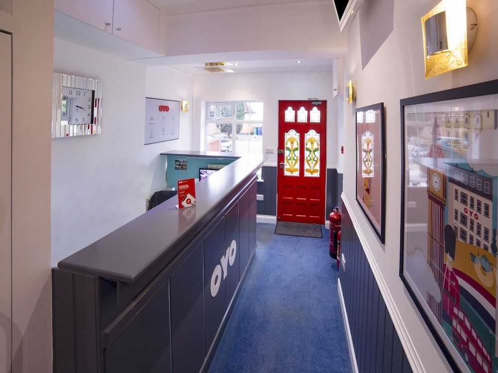 OYO Anchor Hotel 2