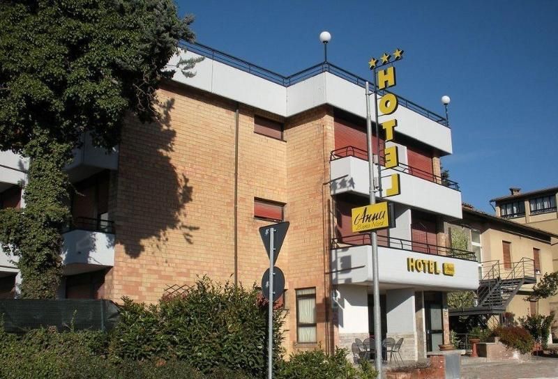 Anna Siena Nord 2