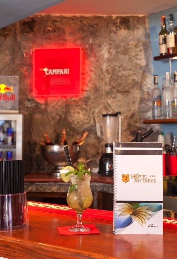 Hotel Antares 3