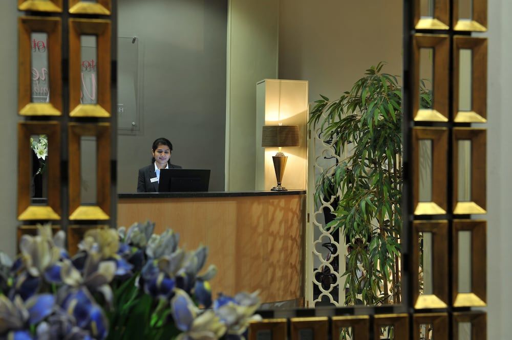 Antoinette Hotel Wimbledon 3