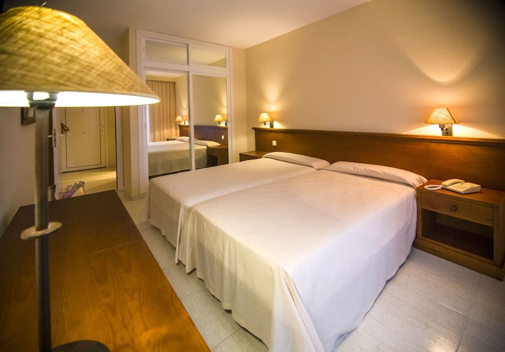 Aparthotel Las Dunas 3