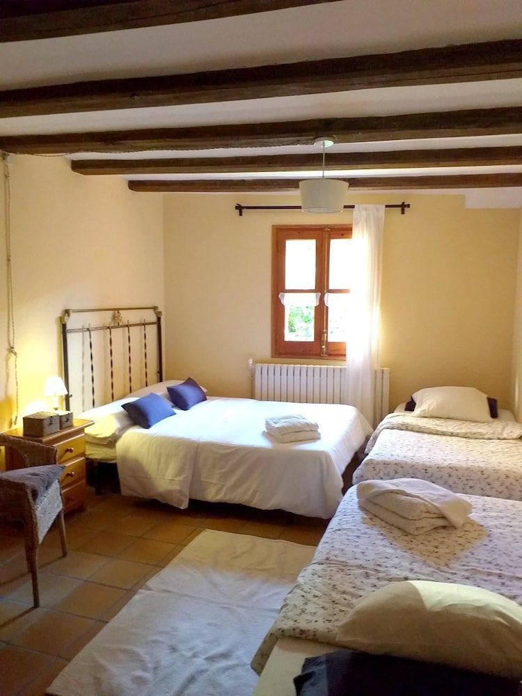 Apartment With 2 Bedrooms in Ardanué, With Wonderful Mountain View and Furnished Garden 3 Apartment With 2 Bedrooms in Ardanué, With Wonderful Mountain View and Furnished Garden 3