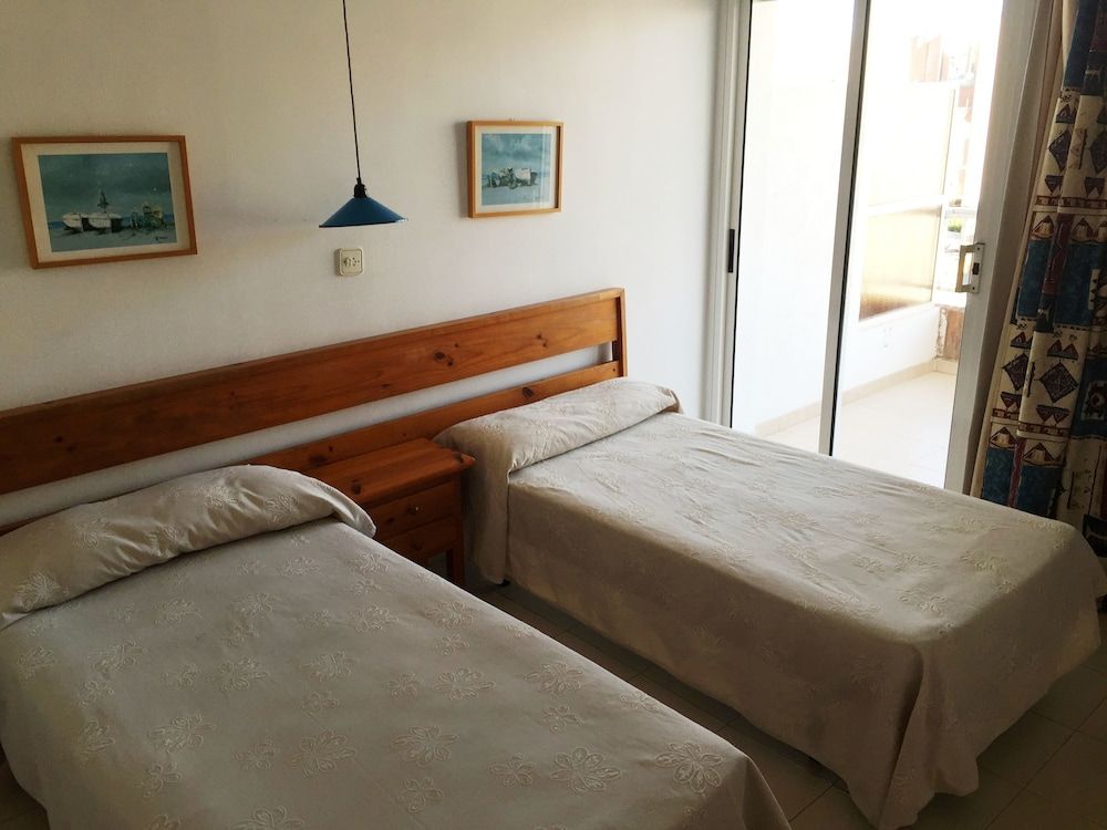 Apartamentos AR Lotus 3