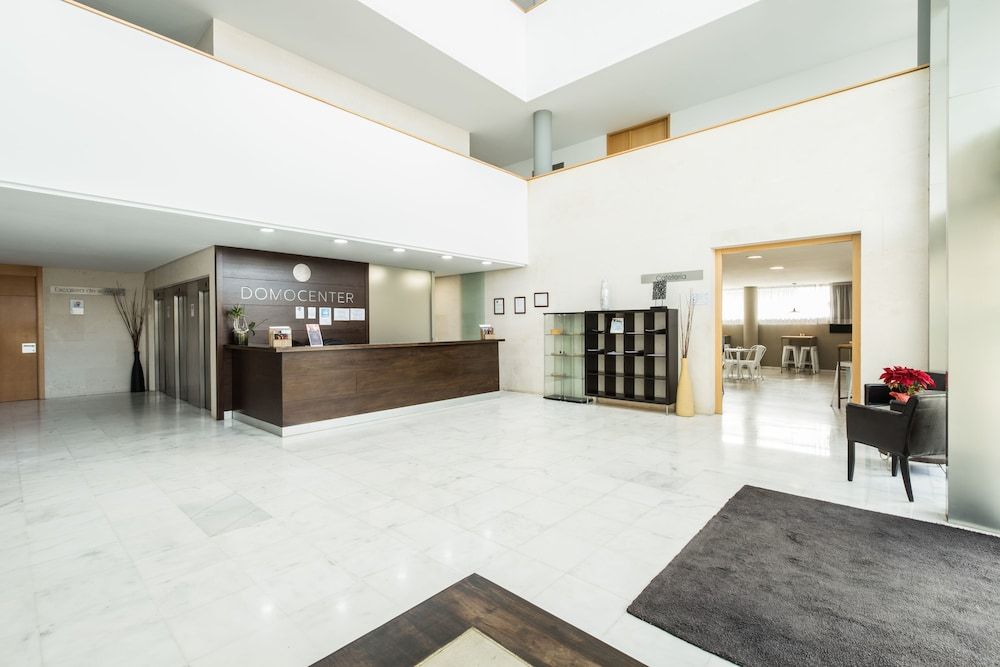 Apartamentos ELE Domocenter 2 Apartamentos ELE Domocenter 2