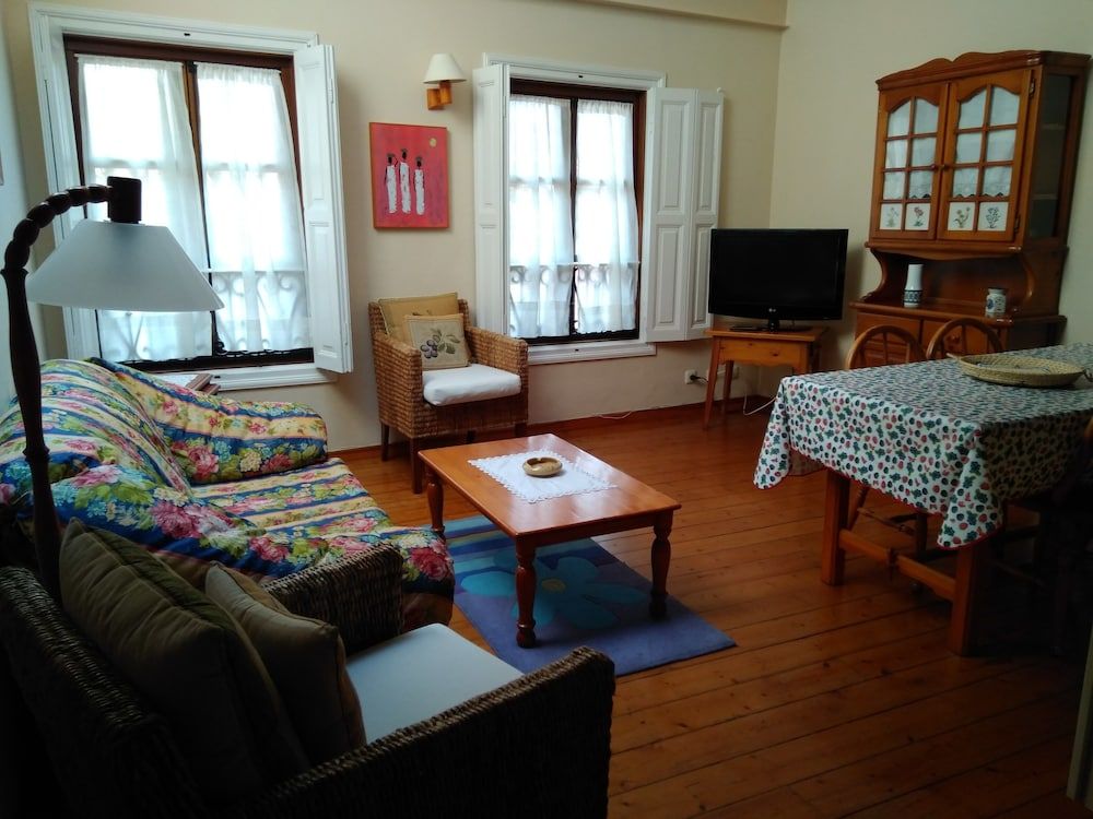 Apartamentos Las Escortes 1