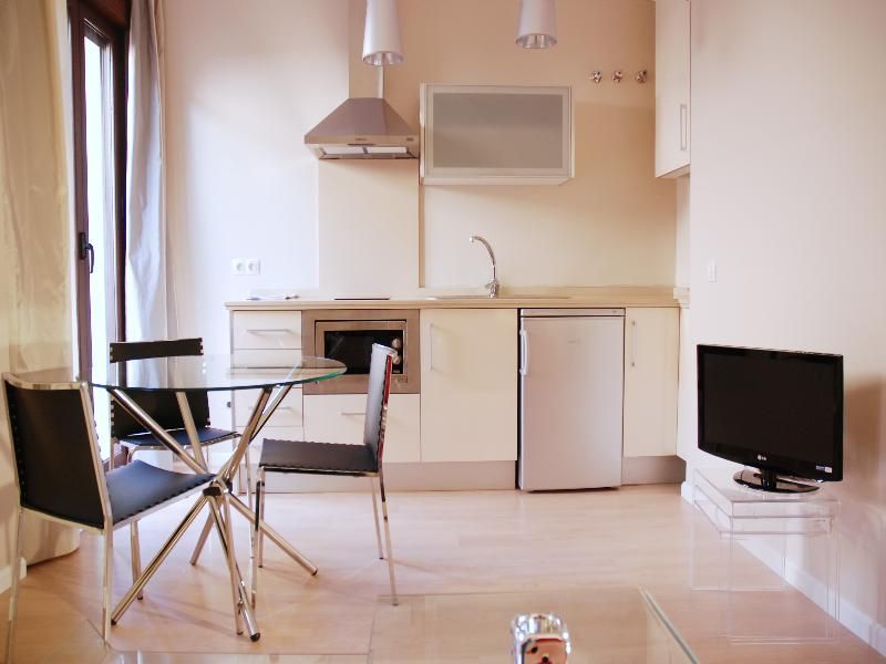 Apartamentos Metrópolis Sevilla 1