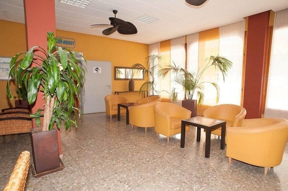 Apartamentos Poniente Playa 2 Apartamentos Poniente Playa 2