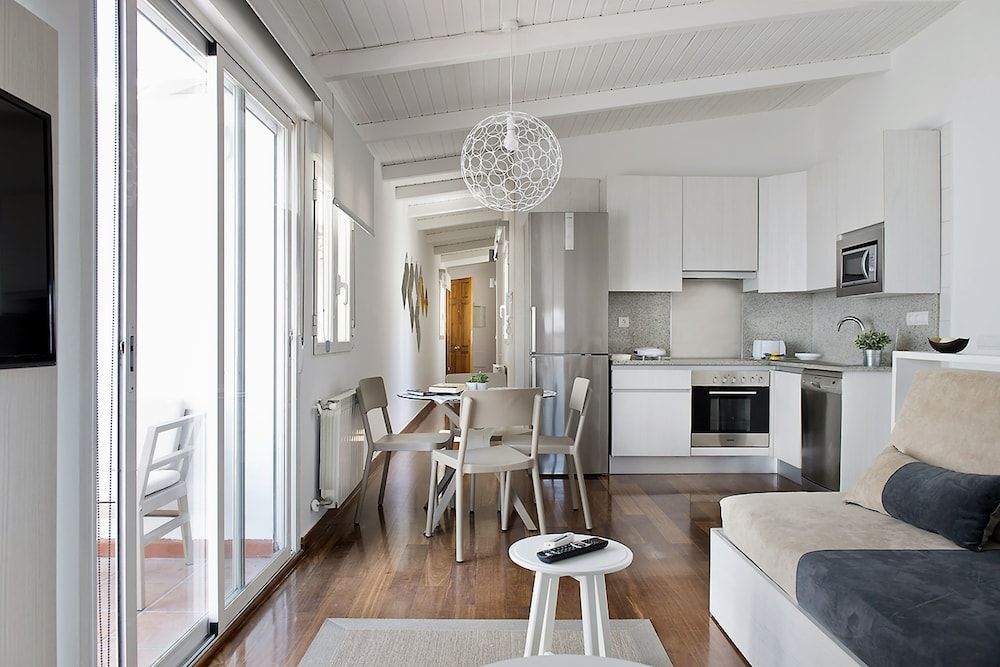 Apartamentos Roisa Centro 1