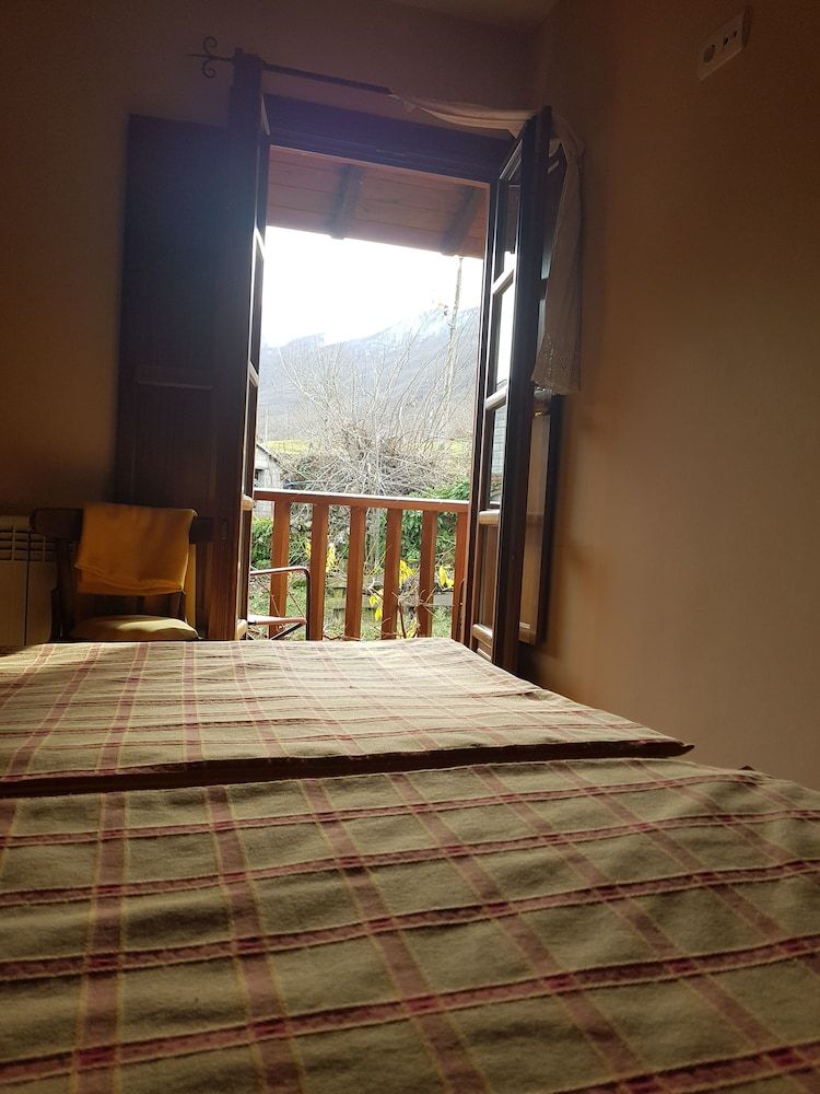 Apartamentos Rurales Buenamadre 2