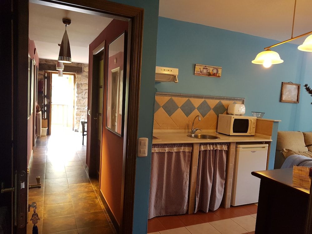 Apartamentos Rurales Buenamadre 3