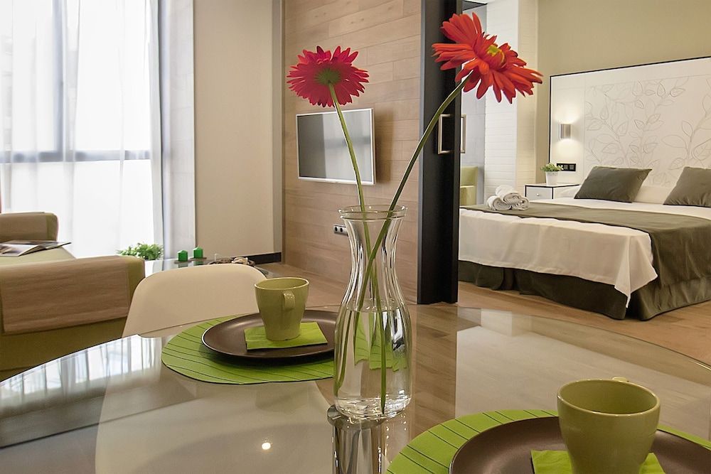 Apartamentos Suites Oficentro Deluxe 1