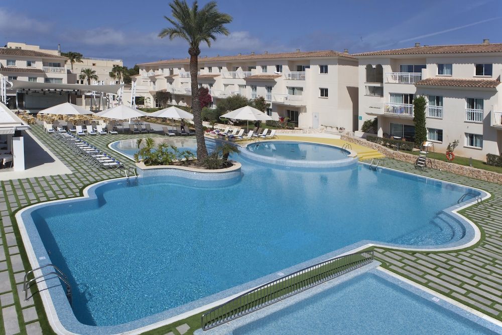 Aparthotel Isla de Cabrera 4 estrelas em Ses Salines