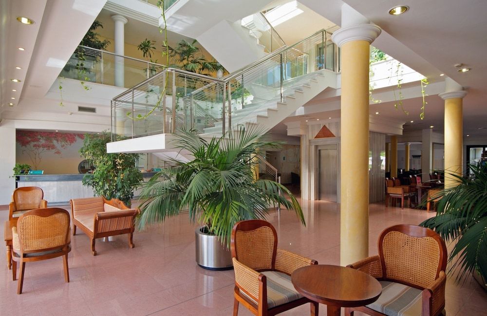 Aparthotel Isla de Cabrera 3