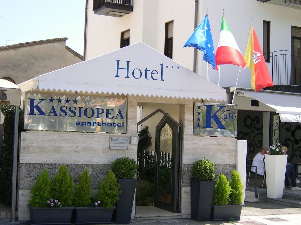 Kassiopea Aparthotel 1