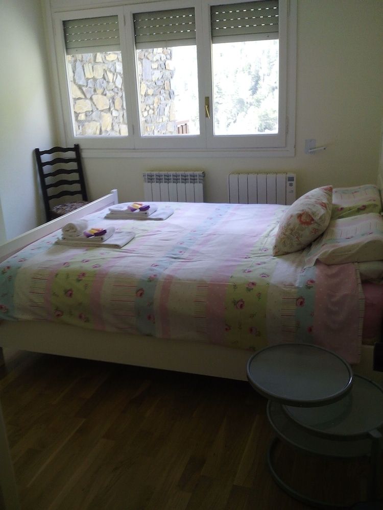 Apartment Escladella 1 2
