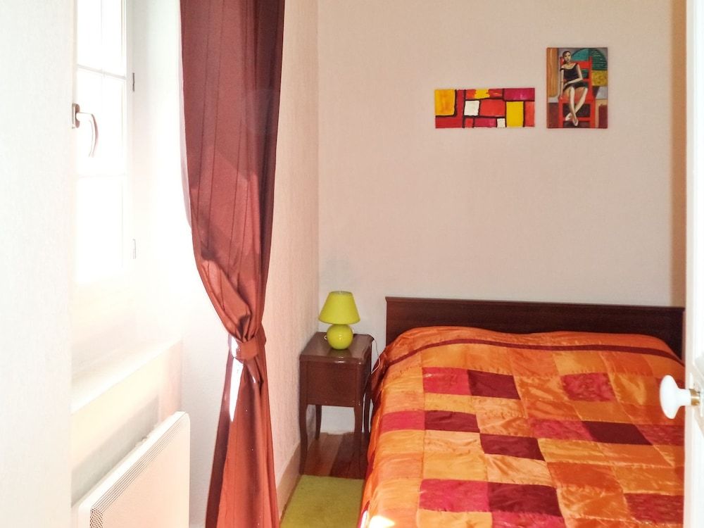 Apartment With 2 Bedrooms in Bagnères-de-luchon - 200 m From the Slopes 3