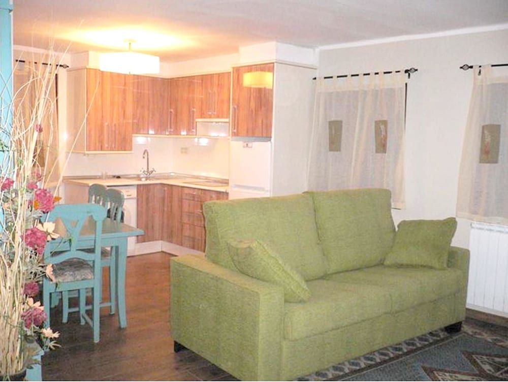 Apartment With 2 Bedrooms in Laspaúles, With Wonderful Mountain View and Wifi - 44 km From the Slopes 2