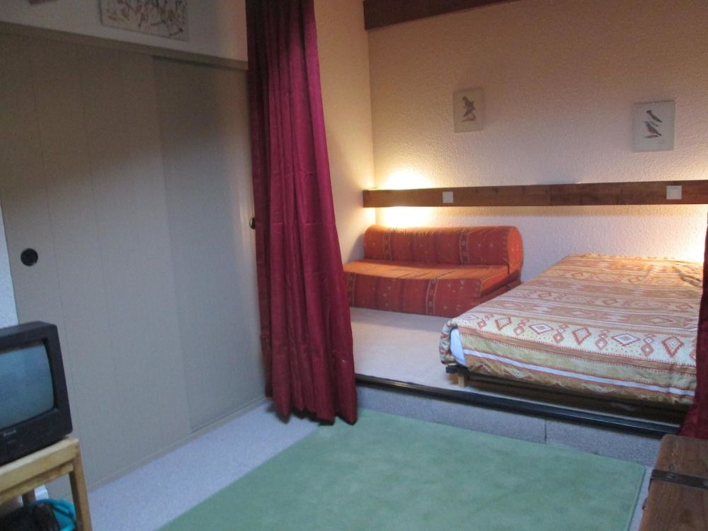 Apartment With 2 Bedrooms in Puyvalador, With Wonderful Mountain View and Furnished Balcony 3