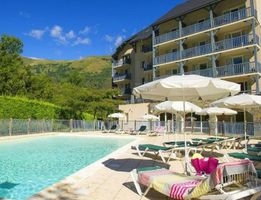 Apartment With 2 Bedrooms in Saint-lary-soulan, With Pool Access and Furnished Garden - 100 m From the Slopes