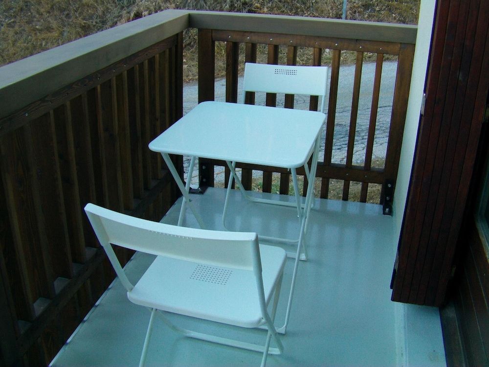 Apartment With one Bedroom in Auris en Oisans, With Wonderful Mountain View and Furnished Balcony - 200 m From the Slopes -1 étoiles à Auris