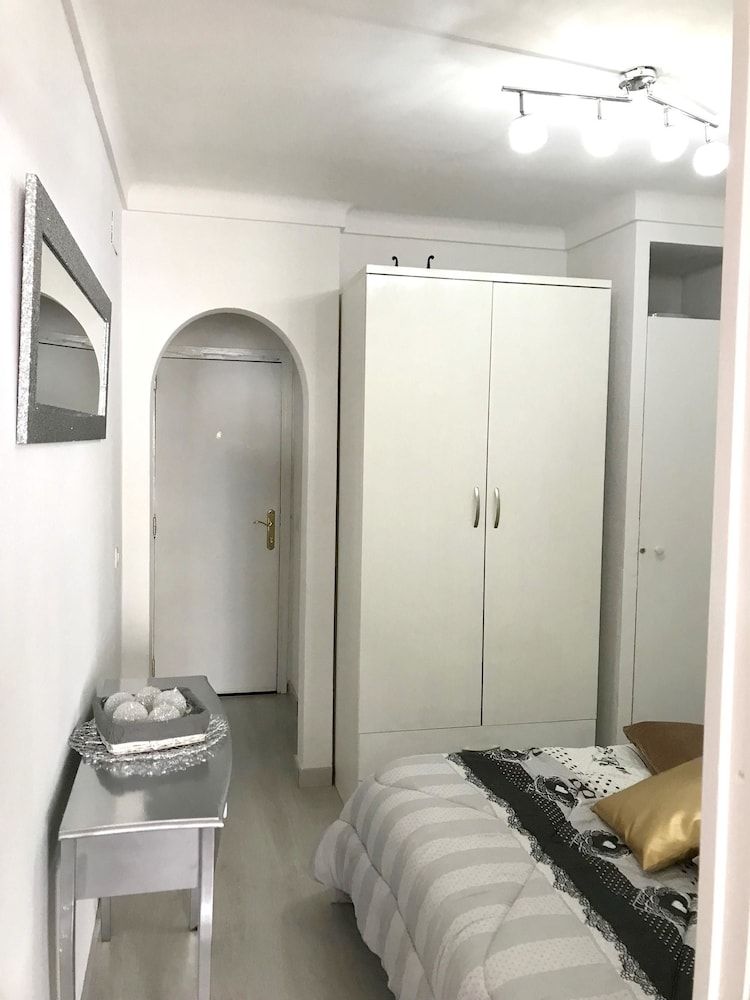 Apartment With one Bedroom in Empuriabrava, With Wonderful sea View and Furnished Balcony - 500 m From the Beach 2