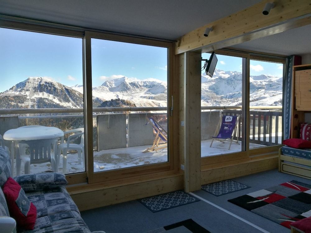 Apartment With one Bedroom in La Plagne Aime 2000, With Wonderful Mountain View and Furnished Terrace - 50 m From the Slopes -1 estrelas em Aime La Plagne
