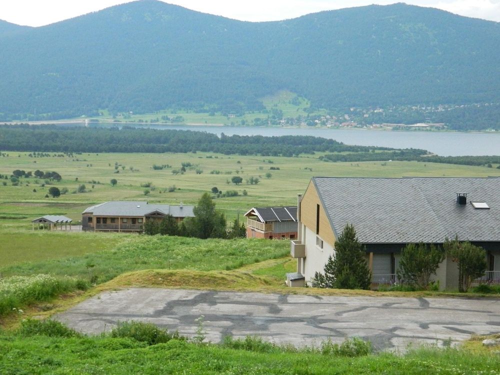 Apartment With one Bedroom in Les Angles, With Wonderful Lake View - 800 m From the Slopes 1