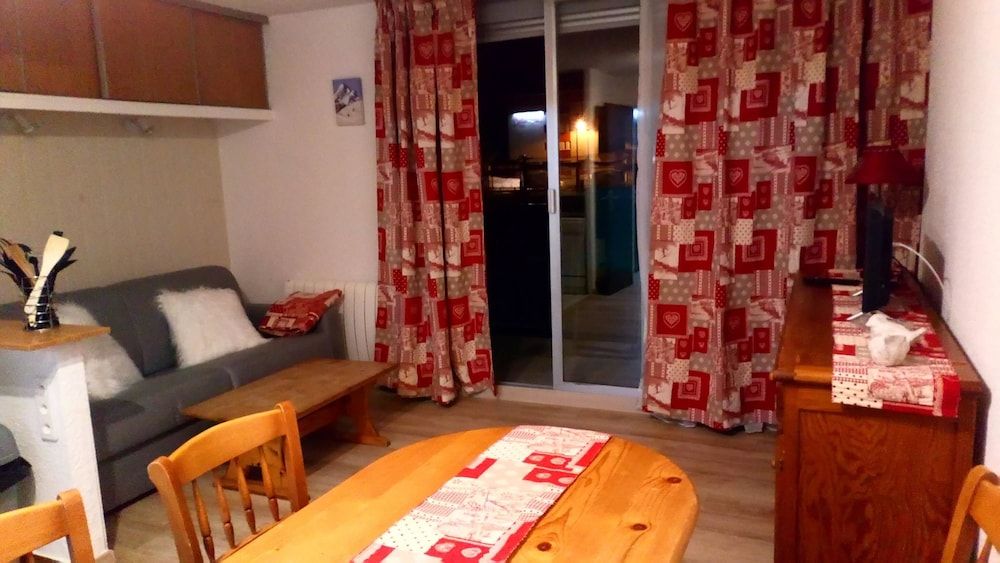 Apartment With one Bedroom in Mont-de-lans, With Wonderful Mountain View and Balcony - 200 m From the Slopes 1 Apartment With one Bedroom in Mont-de-lans, With Wonderful Mountain View and Balcony - 200 m From the Slopes 1