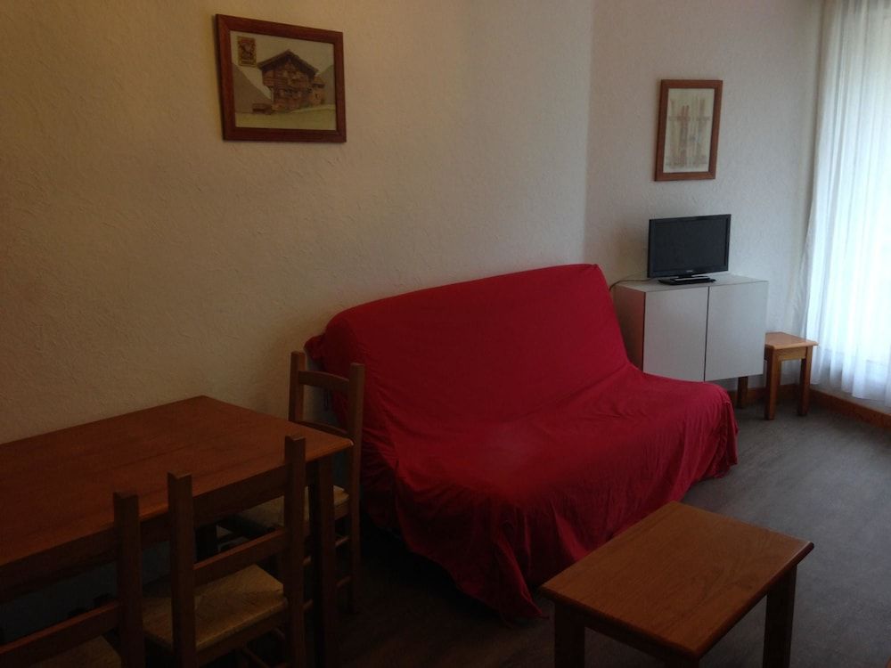 Apartment With one Bedroom in Mont-de-lans, With Wonderful Mountain View and Balcony - 50 m From the Slopes 3