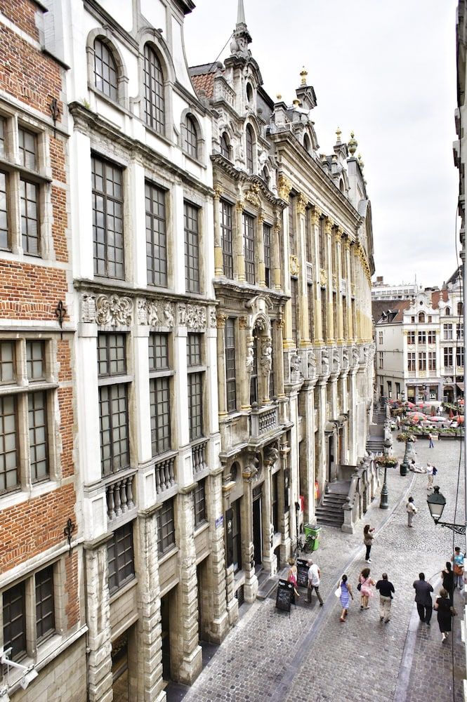 ApartmentsApart Brussels 1