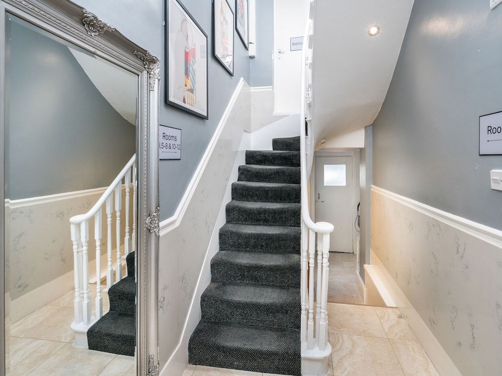 OYO Apollo Hotel (Kings Cross) 2