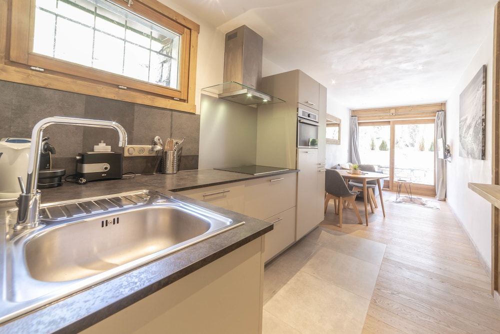 Brand new apartment 2 pax Meribel, close ski slope 3 Brand new apartment 2 pax Meribel, close ski slope 3