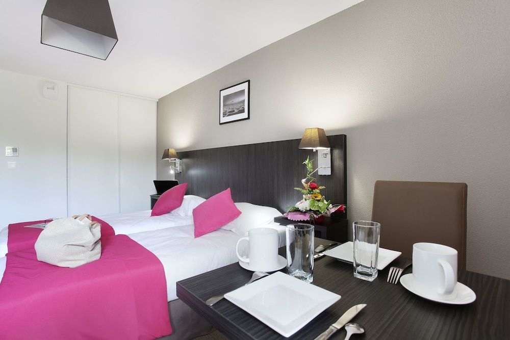 Appart'Hotel Odalys le Dome 3